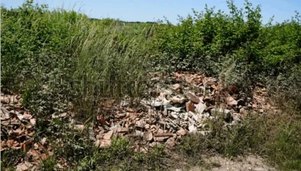 dépot de dechet de chantier en pleine nature